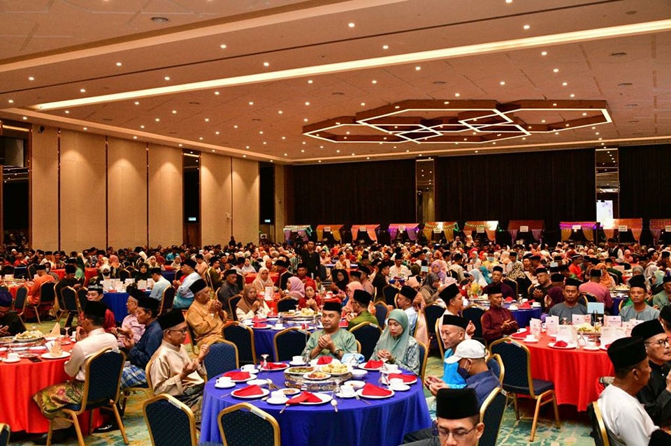 MAJLIS KERAIAN ANUGERAH PERKHIDMATAN CEMERLANG  DAN SANJUNGAN BUDI MAJLIS BANDARAYA JOHOR BAHRU 